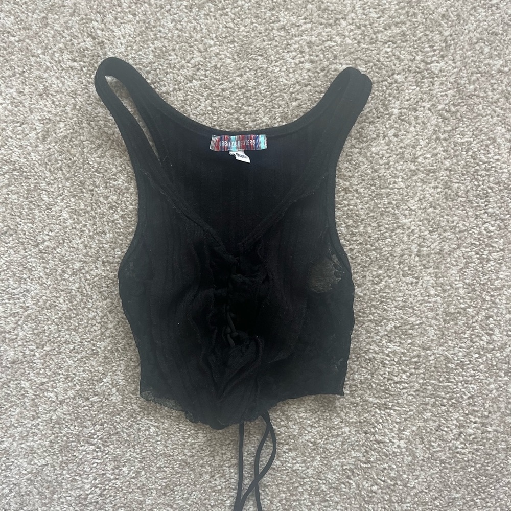 URBAN OUTFITTERS LACE UP TANK !!